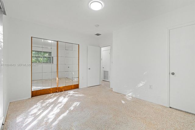 11550 SW 108th Ct, Miami, FL 33176