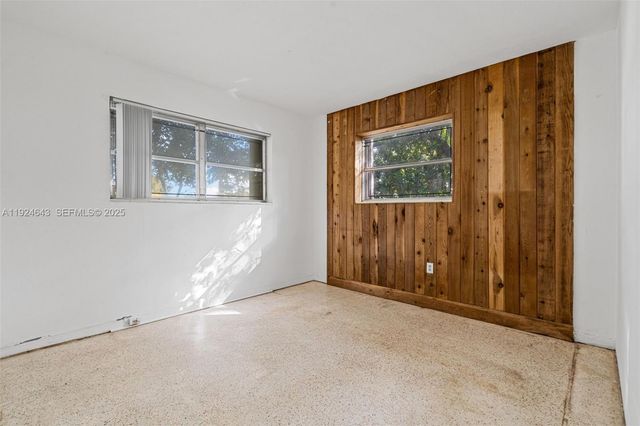 11550 SW 108th Ct, Miami, FL 33176