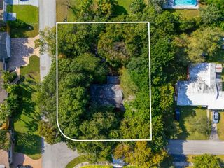 11550 SW 108th Ct, Miami, FL 33176