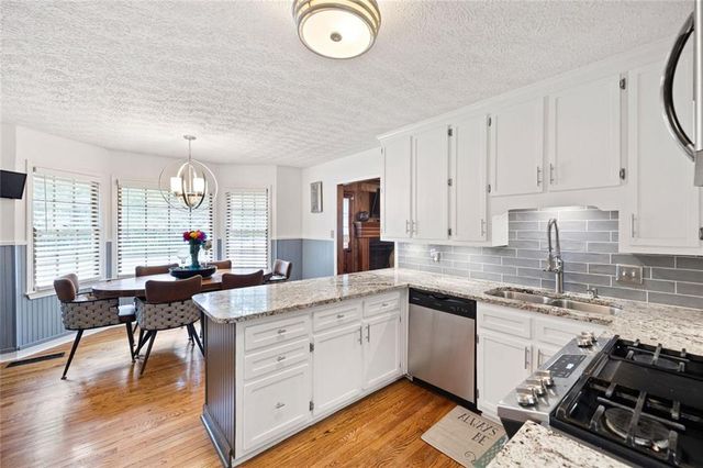 4544 Queen Anne Court SE, Mableton, GA 30126