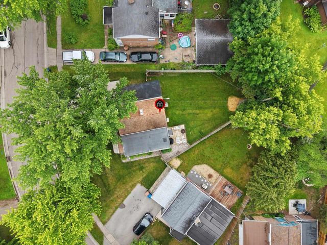 735 CARVER LANE, Menasha, WI 54952