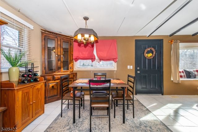 6 Mulberry St, Hamburg Boro, NJ 07419