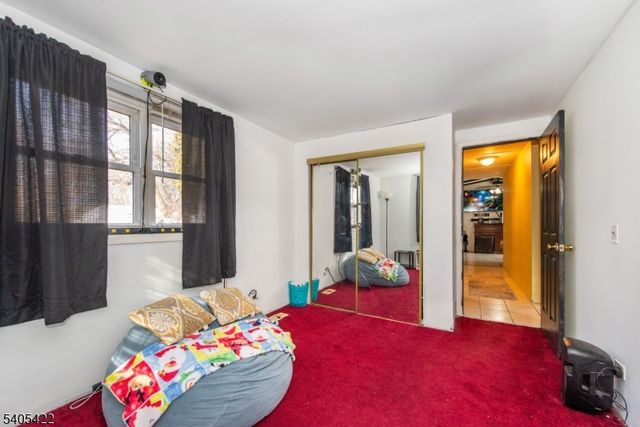 6 Mulberry St, Hamburg Boro, NJ 07419