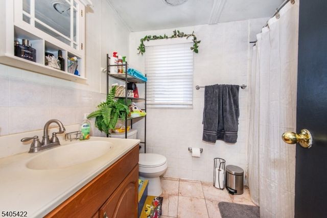 6 Mulberry St, Hamburg Boro, NJ 07419