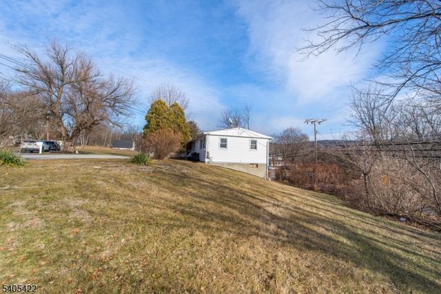 6 Mulberry St, Hamburg Boro, NJ 07419