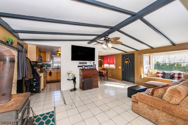 6 Mulberry St, Hamburg Boro, NJ 07419