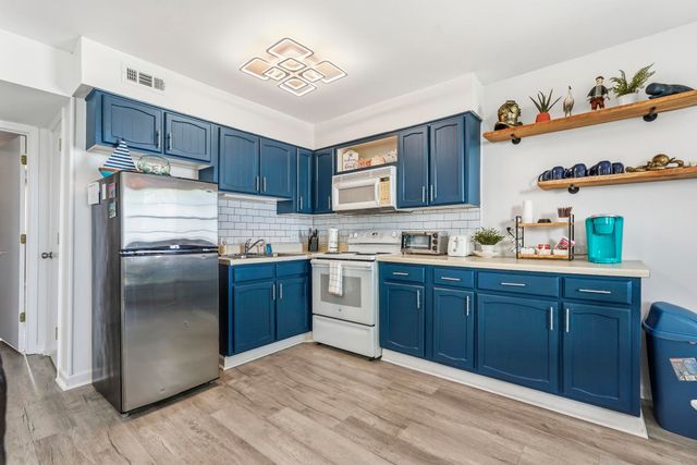 1500 Cenith Dr Apt D203, North Myrtle Beach, SC 29582