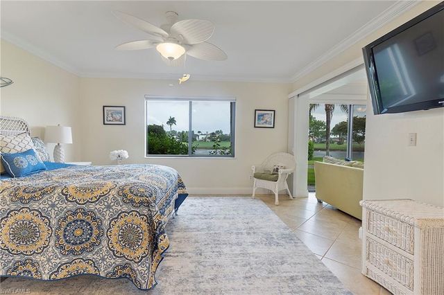 5250 Fox Hollow DR 509, Naples, FL 34104