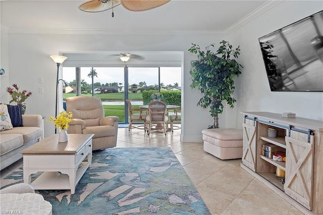 5250 Fox Hollow DR 509, Naples, FL 34104