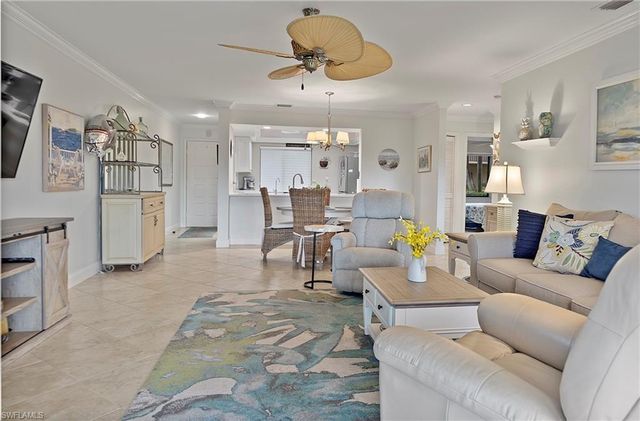 5250 Fox Hollow DR 509, Naples, FL 34104
