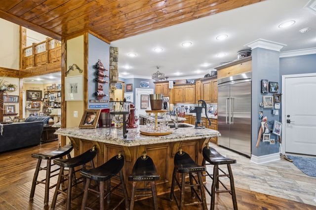 152 Copperstone Dr, Clarksville, TN 37043