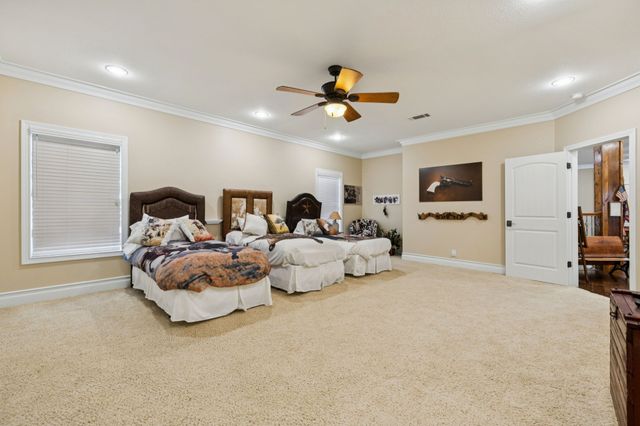 152 Copperstone Dr, Clarksville, TN 37043