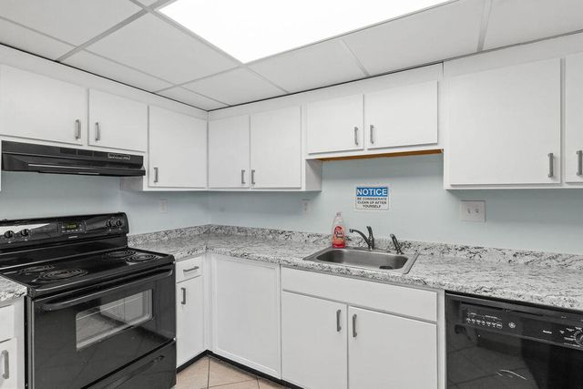 9850 S Thomas Drive UNIT 104E, Panama City Beach, FL 32408