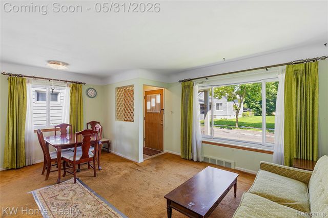 8801 Whitlock Avenue, Dearborn, MI 48126