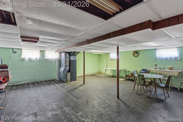 8801 Whitlock Avenue, Dearborn, MI 48126