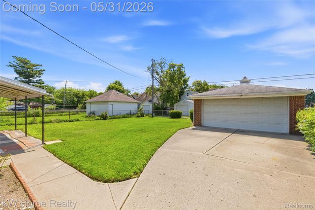8801 Whitlock Avenue, Dearborn, MI 48126
