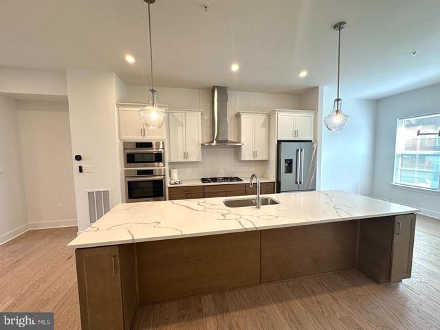 14908 SWAT ST, Rockville, MD 20850