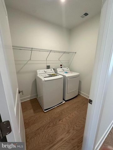 14908 SWAT ST, Rockville, MD 20850