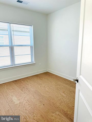 14908 SWAT ST, Rockville, MD 20850
