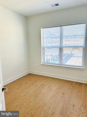 14908 SWAT ST, Rockville, MD 20850