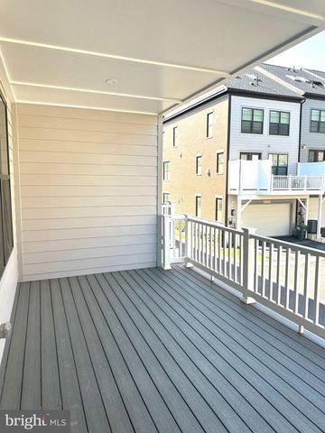 14908 SWAT ST, Rockville, MD 20850