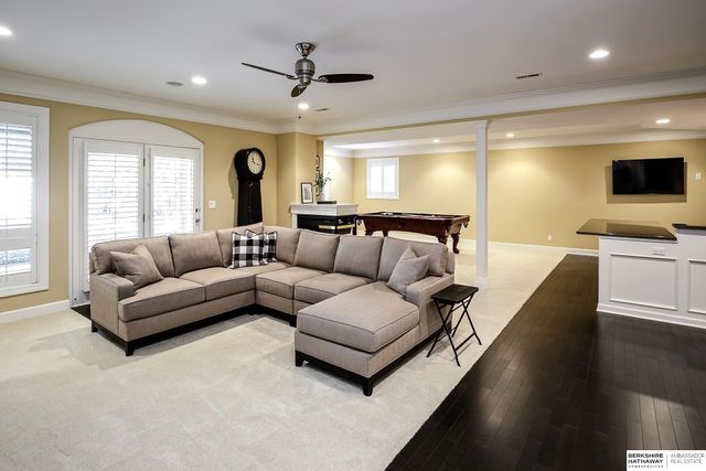 13910 Charles Street, Omaha, NE 68154