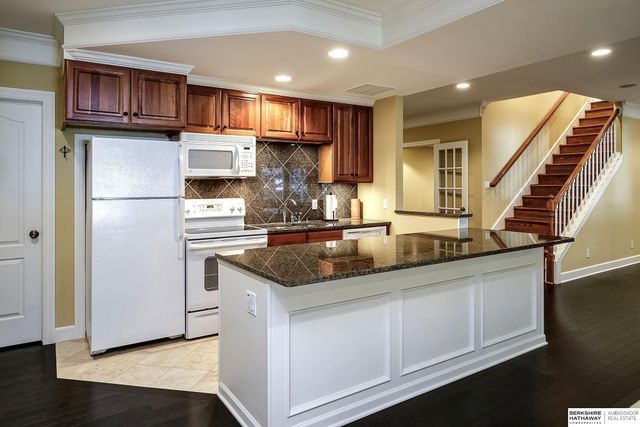 13910 Charles Street, Omaha, NE 68154