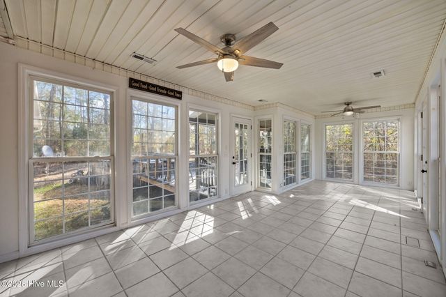 9925 Nc Highway 53 E, Burgaw, NC 28425