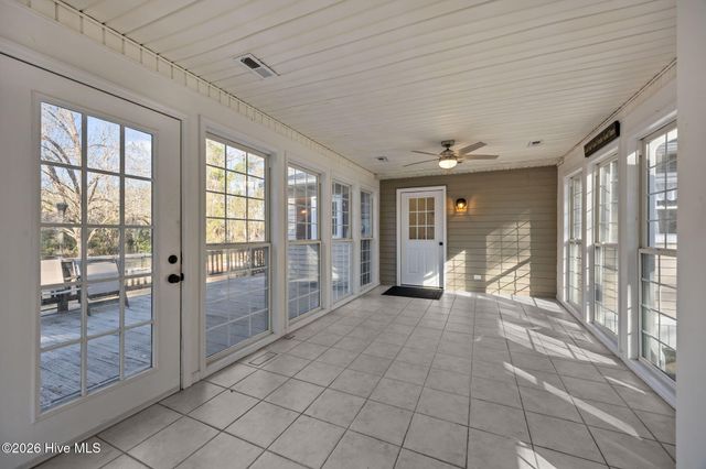 9925 Nc Highway 53 E, Burgaw, NC 28425