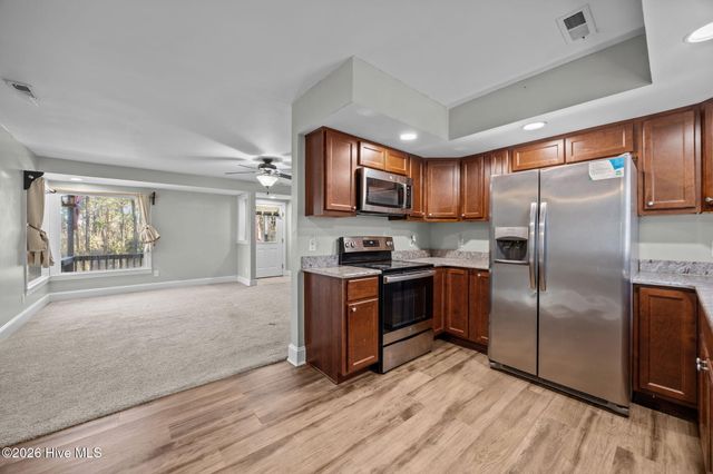 9925 Nc Highway 53 E, Burgaw, NC 28425