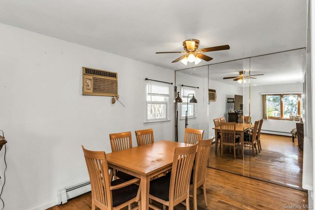 133 Baker Court, Island Park, NY 11558