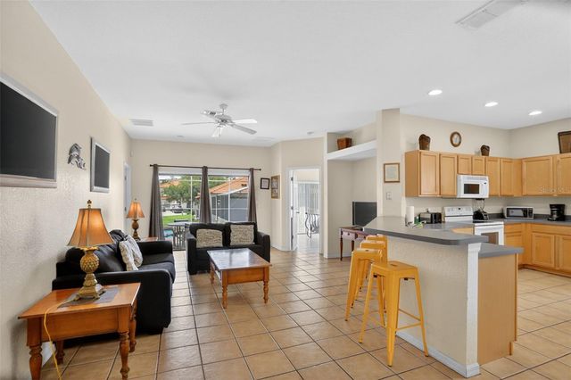 16801 LAZY BREEZE LOOP, Clermont, FL 34714