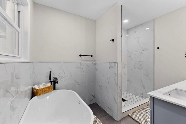 10132 Medlock Drive, Dallas, TX 75218