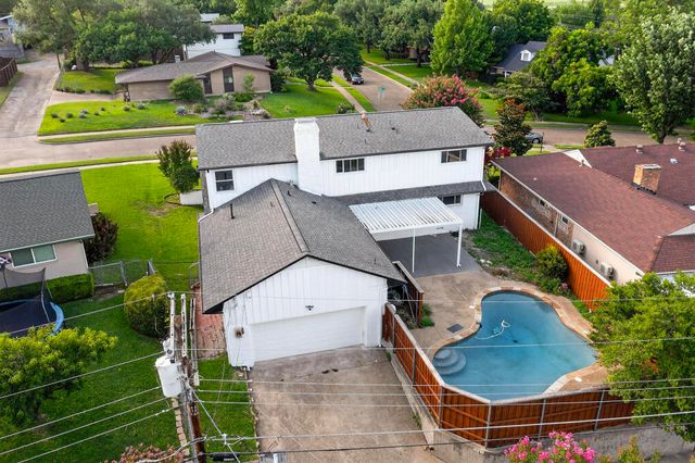 10132 Medlock Drive, Dallas, TX 75218