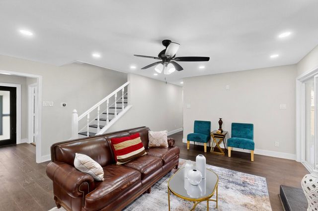 10132 Medlock Drive, Dallas, TX 75218