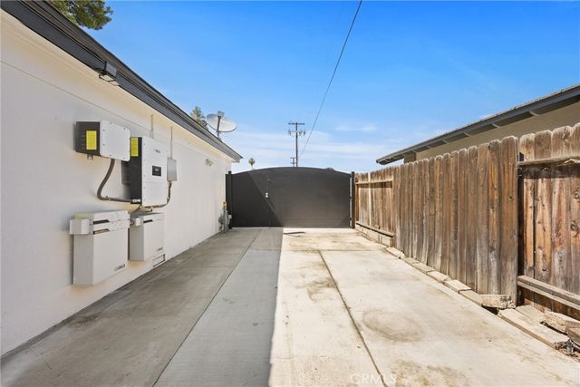 6209 Hartman Avenue, Bakersfield, CA 93309
