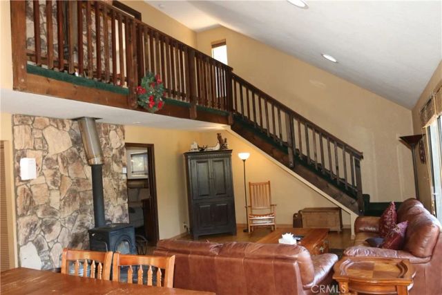 42515 Alta Vista Avenue, Big Bear Lake, CA 92315