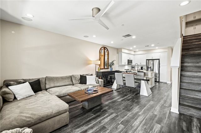 83 Jensen Court, Thousand Oaks, CA 91360