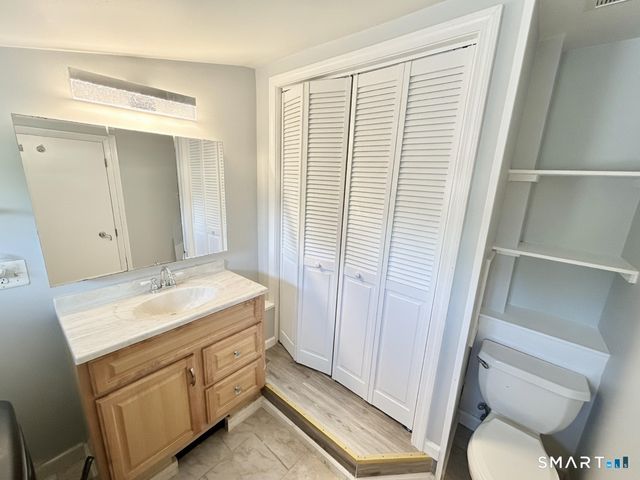 9 Wood Avenue, Milford, CT 06460
