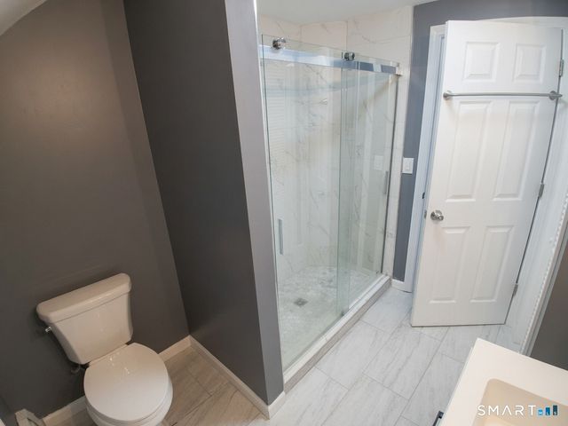 9 Wood Avenue, Milford, CT 06460