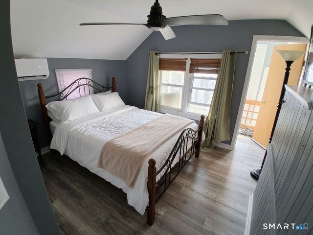 9 Wood Avenue, Milford, CT 06460
