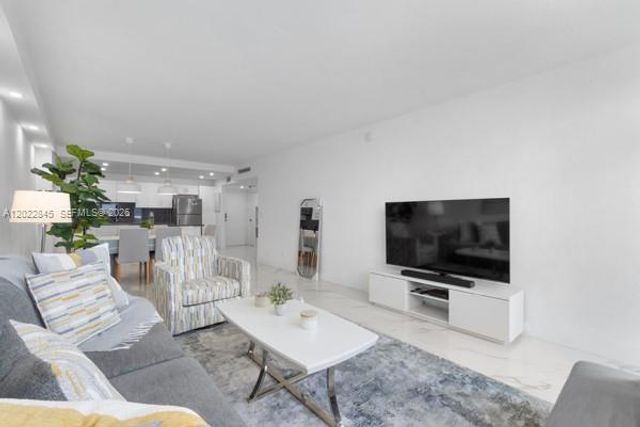 19390 Collins Ave 817, Sunny Isles Beach, FL 33160