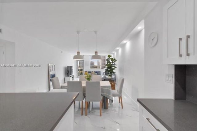 19390 Collins Ave 817, Sunny Isles Beach, FL 33160