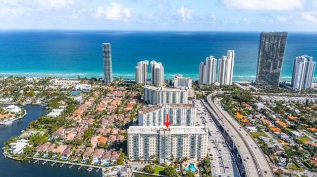19390 Collins Ave 817, Sunny Isles Beach, FL 33160