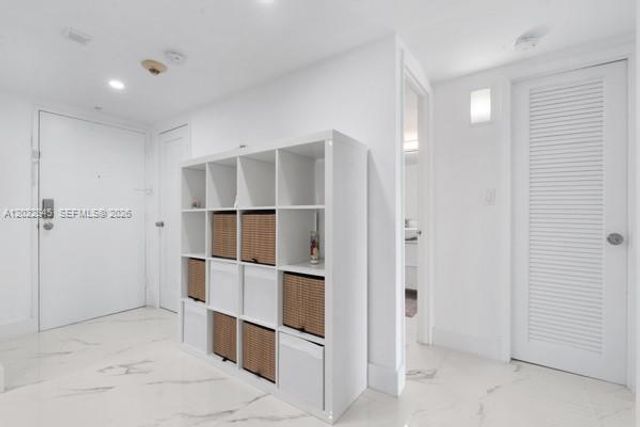 19390 Collins Ave 817, Sunny Isles Beach, FL 33160