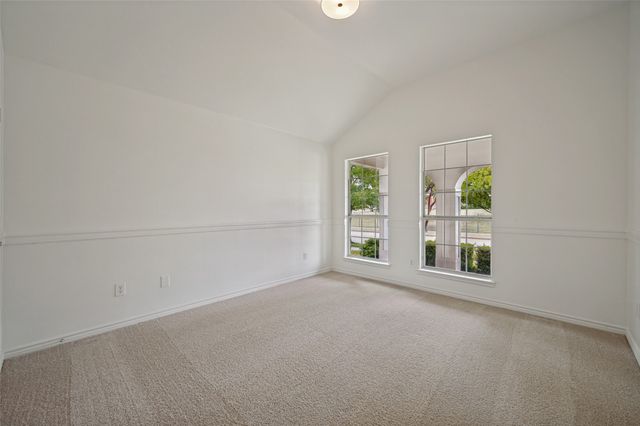 1128 Cotton Exchange Drive, Savannah, TX 76227