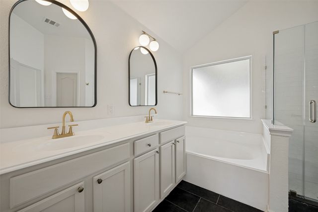 1128 Cotton Exchange Drive, Savannah, TX 76227
