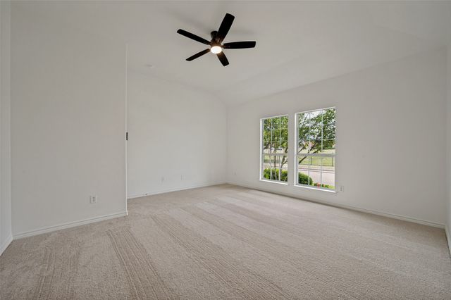 1128 Cotton Exchange Drive, Savannah, TX 76227