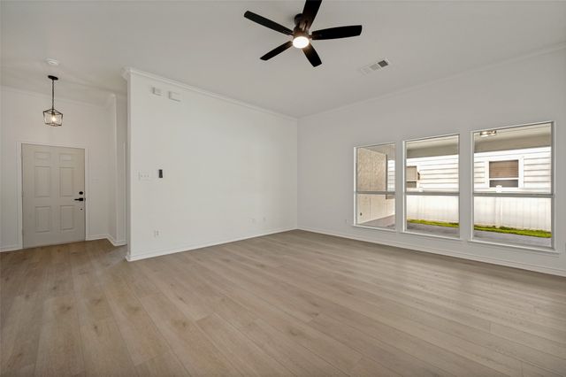 1128 Cotton Exchange Drive, Savannah, TX 76227