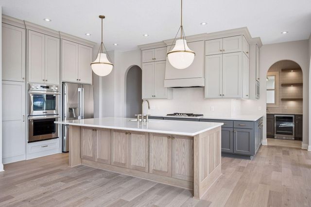 10226 Peony N, Maple Grove, MN 55311